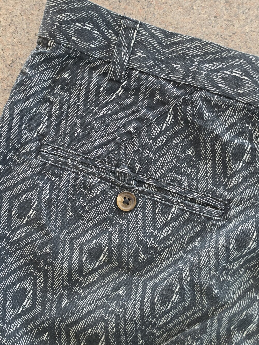 H&M Divided Shorts - Picture 2 of 4